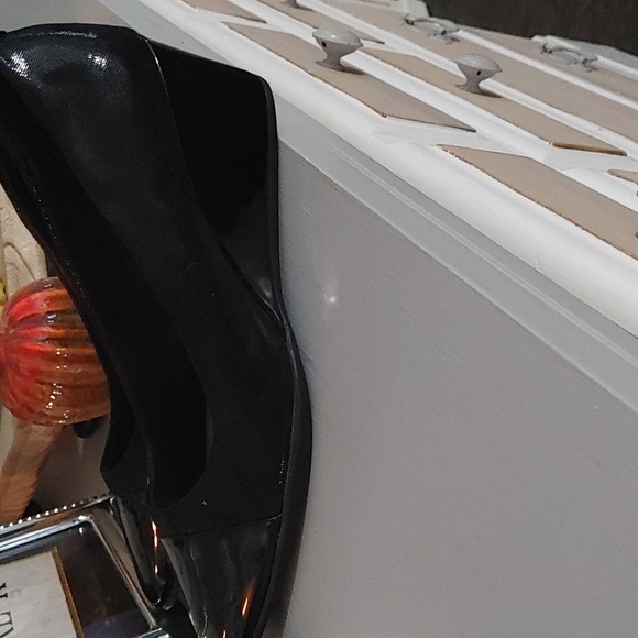 Anne Klein Black Closed Toe Wedge Women's Size 7.5 iFlex technology for 90* Bend - Picture 3 of 8